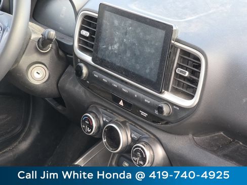 Used 2023 Hyundai Venue SEL w/ Cargo Package FWD image 20