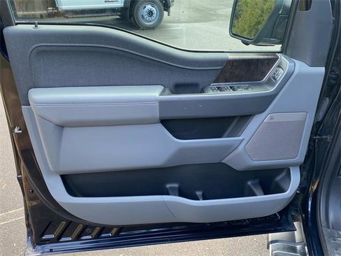 Used 2022 Ford F150 Lariat w/ Equipment Group 502A High image 12