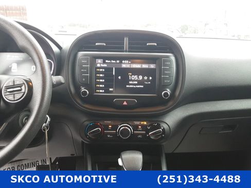 Used 2024 Kia Soul LX w/ Option Group 015 image 16