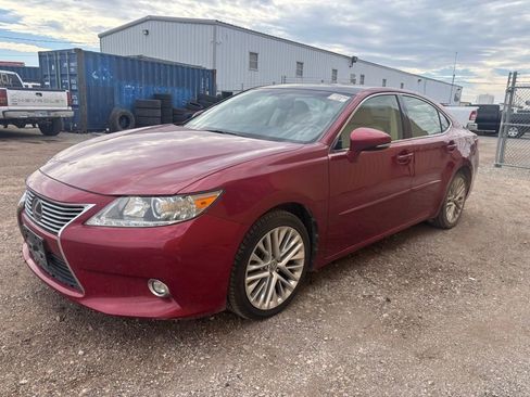 Used 2015 Lexus ES 350 w/ Ultra Luxury Package image 3