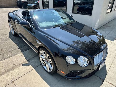 Used 2016 Bentley Continental GT image 12
