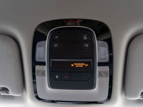 Certified 2021 Hyundai Santa Fe SEL image 17