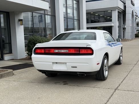 Used 2011 Dodge Challenger image 5