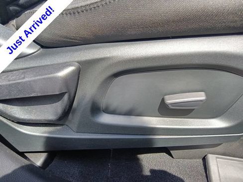 Used 2021 Ford Explorer XLT AWD/4WD image 34