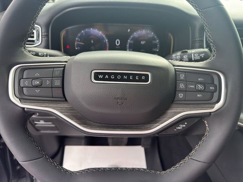 Used 2023 Jeep Wagoneer Series III w/ Convenience Group I image 20