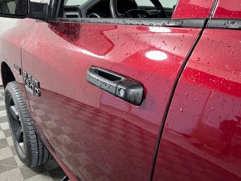 Used 2019 RAM 1500 Express w/ Express Value Package AWD/4WD image 13