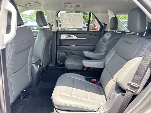 New 2026 Ford Explorer Active w/ Active Comfort Package AWD/4WD image 26