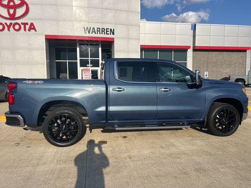 Used 2024 Chevrolet Silverado 1500 LTZ w/ LTZ Premium Package AWD/4WD image 13