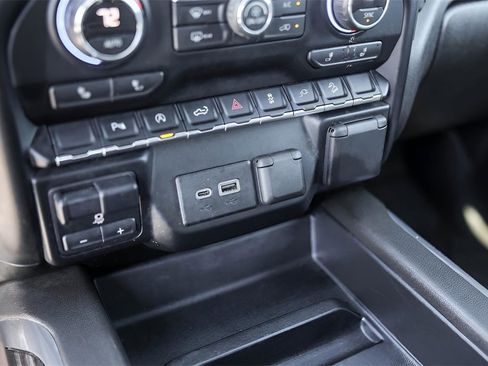 Used 2020 Chevrolet Silverado 1500 LT Trail Boss image 20