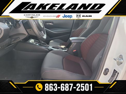 Used 2025 Toyota Corolla SE FWD image 17