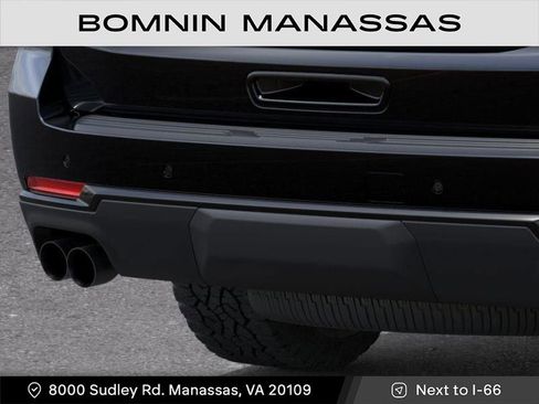 New 2026 Chevrolet Suburban Z71 image 14