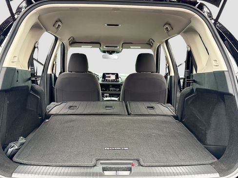 Certified 2025 Nissan Rogue S image 7