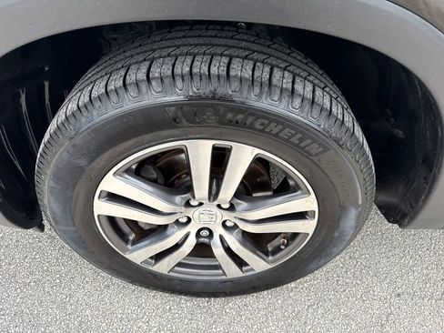 Used 2016 Honda Pilot EX-L image 11