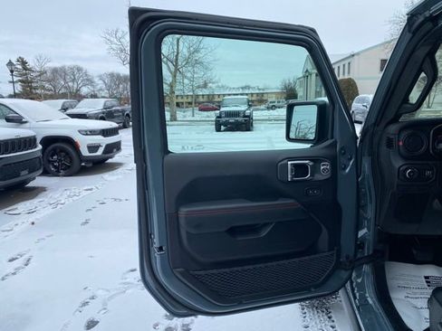 New 2026 Jeep Wrangler Unlimited Rubicon w/ Safety Group image 20