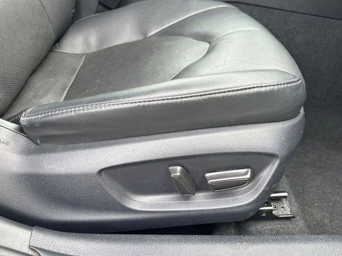 Used 2023 Toyota Camry XSE image 23