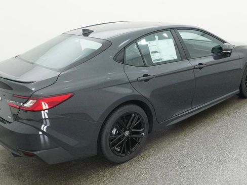 New 2026 Toyota Camry SE FWD image 12