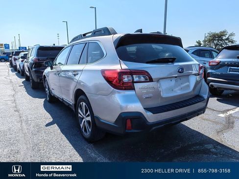 Used 2018 Subaru Outback 2.5i Limited AWD/4WD image 4