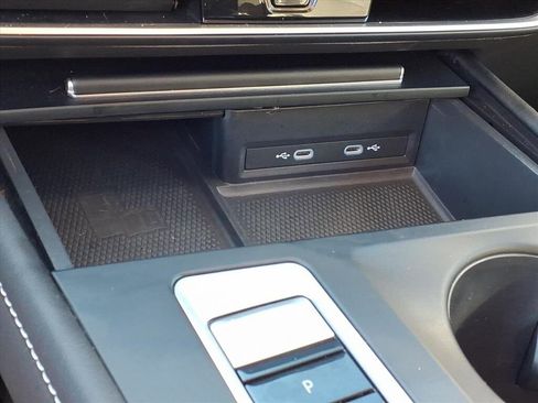 Used 2024 Volkswagen Atlas SE image 21