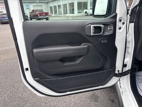 New 2026 Jeep Gladiator Sport AWD/4WD image 7