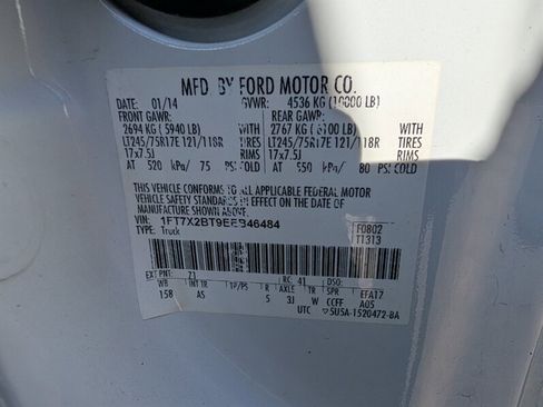 Used 2014 Ford F250 XL w/ Power Equipment Group AWD/4WD image 26