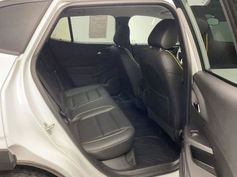 Used 2025 Chevrolet Trax ACTIV FWD image 29