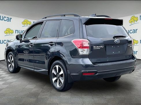 Used 2017 Subaru Forester 2.5i Limited AWD/4WD image 4