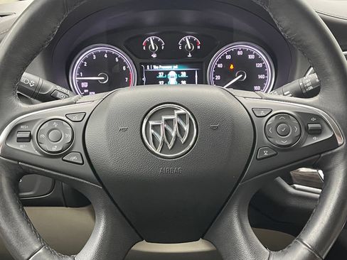 Used 2018 Buick Enclave Premium FWD image 21