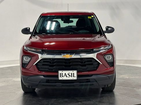 Used 2024 Chevrolet TrailBlazer LS FWD image 9