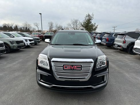 Used 2017 GMC Terrain Denali image 2