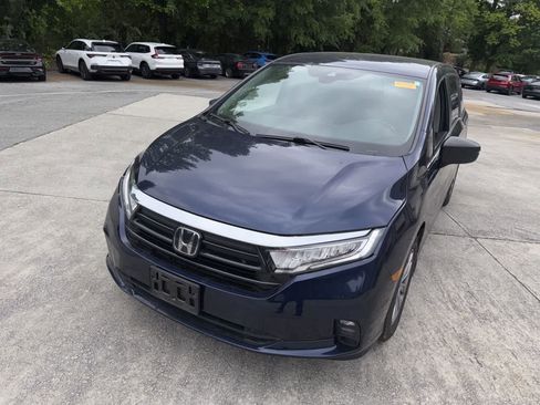 Used 2021 Honda Odyssey LX image 3