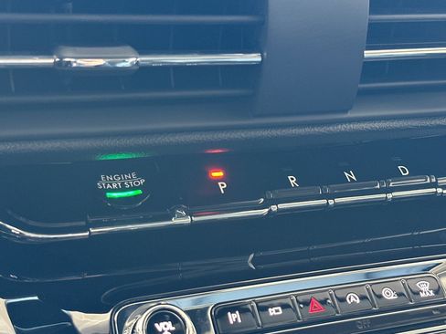 New 2025 Lincoln Corsair Reserve w/ Equipment Group 202A image 20