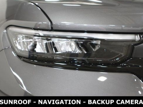 New 2025 Jeep Grand Cherokee L Altitude image 7