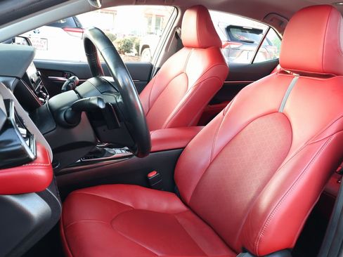 Used 2024 Toyota Camry XSE image 28