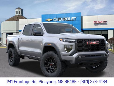 New 2026 GMC Canyon Elevation w/ Convenience Package RWD image 7