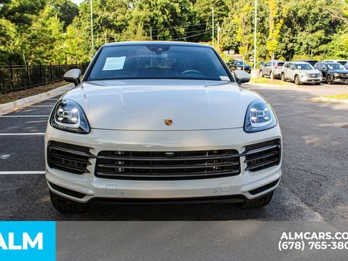 Used 2023 Porsche Cayenne S w/ Premium Package AWD/4WD image 9