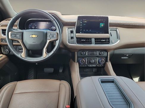 Used 2022 Chevrolet Tahoe High Country AWD/4WD image 11