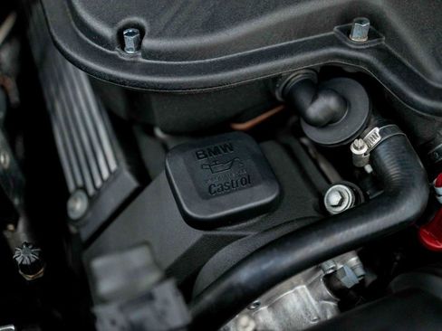 Used 2002 BMW M5 RWD image 97