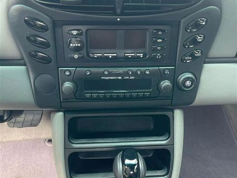 Used 1999 Porsche Boxster image 11