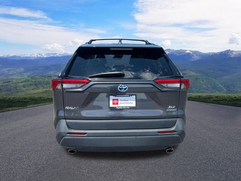 Certified 2023 Toyota RAV4 XLE Premium AWD/4WD image 4