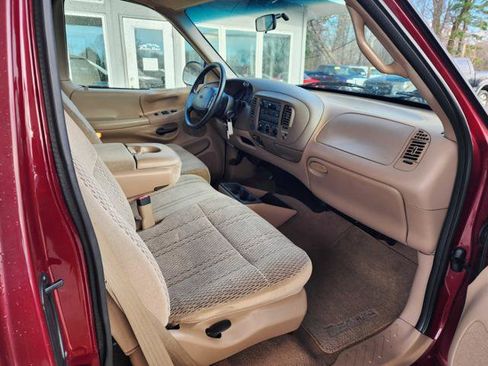 Used 1998 Ford F150 XLT image 16
