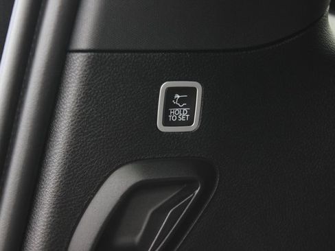 Used 2022 Jeep Wagoneer Series III image 28