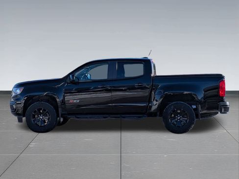 Used 2021 Chevrolet Colorado Z71 w/ Z71 Midnight Edition image 3