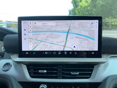 New 2025 Ford Explorer Active image 20