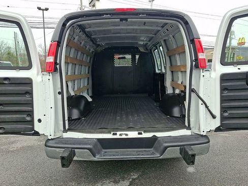 Used 2024 Chevrolet Express 2500 w/ Driver Convenience Package image 27