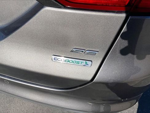 Used 2013 Ford Fusion SE image 9