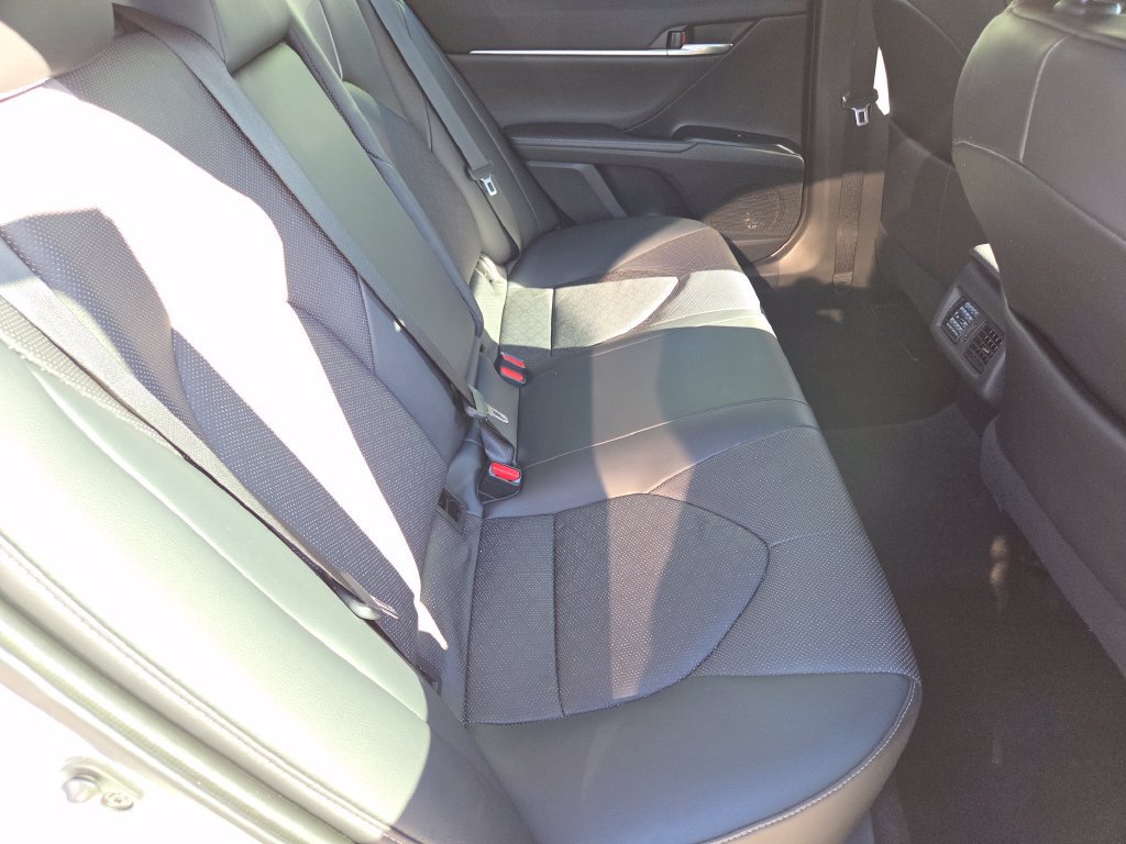 Used 2020 Toyota Camry XSE w/ Driver Assist Package FWD image 5