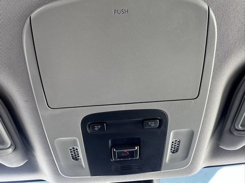 Used 2023 Toyota Camry SE image 30