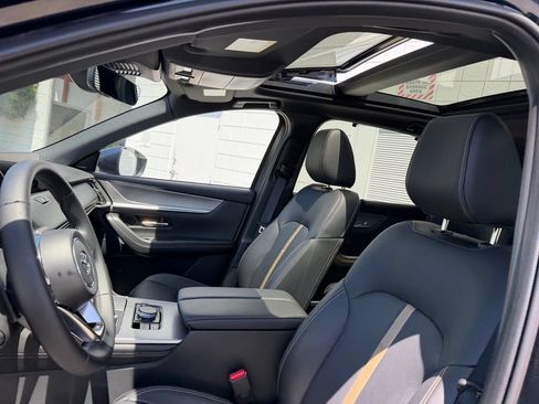 New 2026 MAZDA CX-90 Plug-In Hybrid w/ Premium Plus AWD/4WD image 18