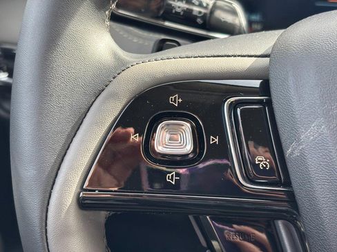 New 2026 Lincoln Corsair Premiere image 17