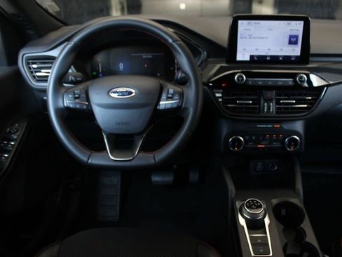 Used 2025 Ford Escape ST-Line FWD image 15